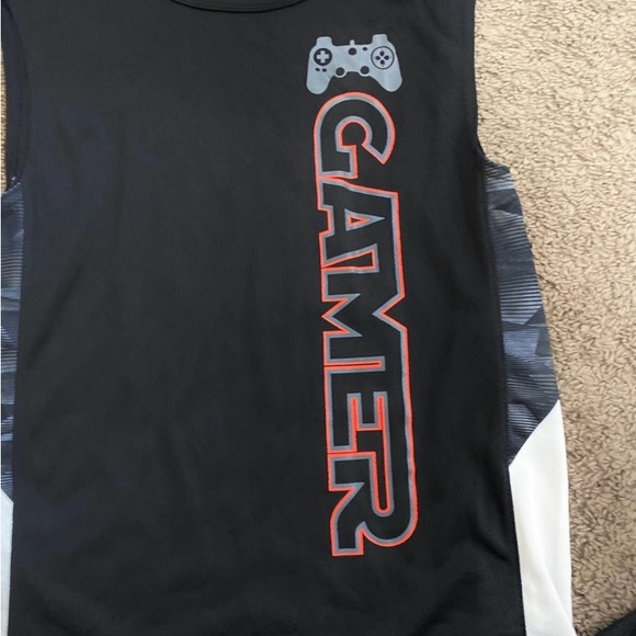 Boys Children’s Place Activewear Gamer set size 10/12 - Picture 5 of 6
